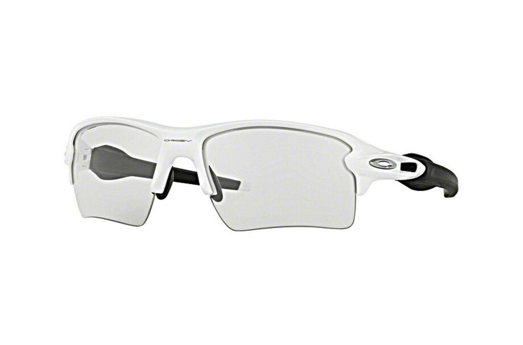 Oakley   OO9188 918851 CLEAR TO BLACK PHOTOCHROMICPOLISHED WHITE