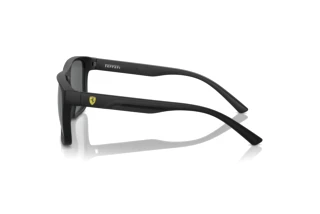 Vista lateral Ferrari Scuderia FZ6002U (504/87)