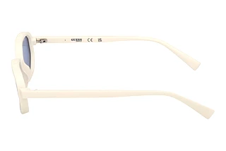 Πλευρική όψη Guess GU00233 (21V)