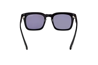 Vy bakifrån Tom Ford DAX (FT0751 - 01D)